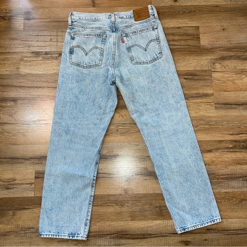 LEVIS WEDGIE STRAIGHT JEANS